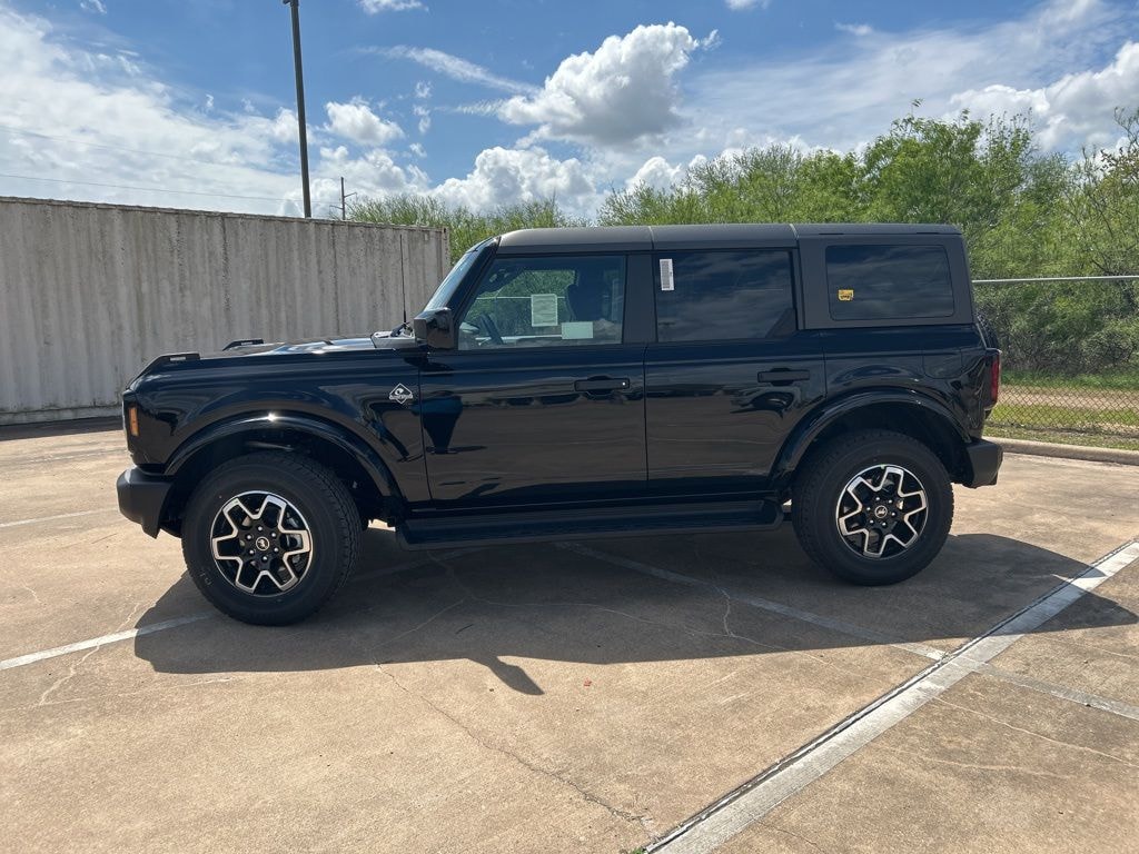 New 2026 Ford Bronco Outer Banks SUV