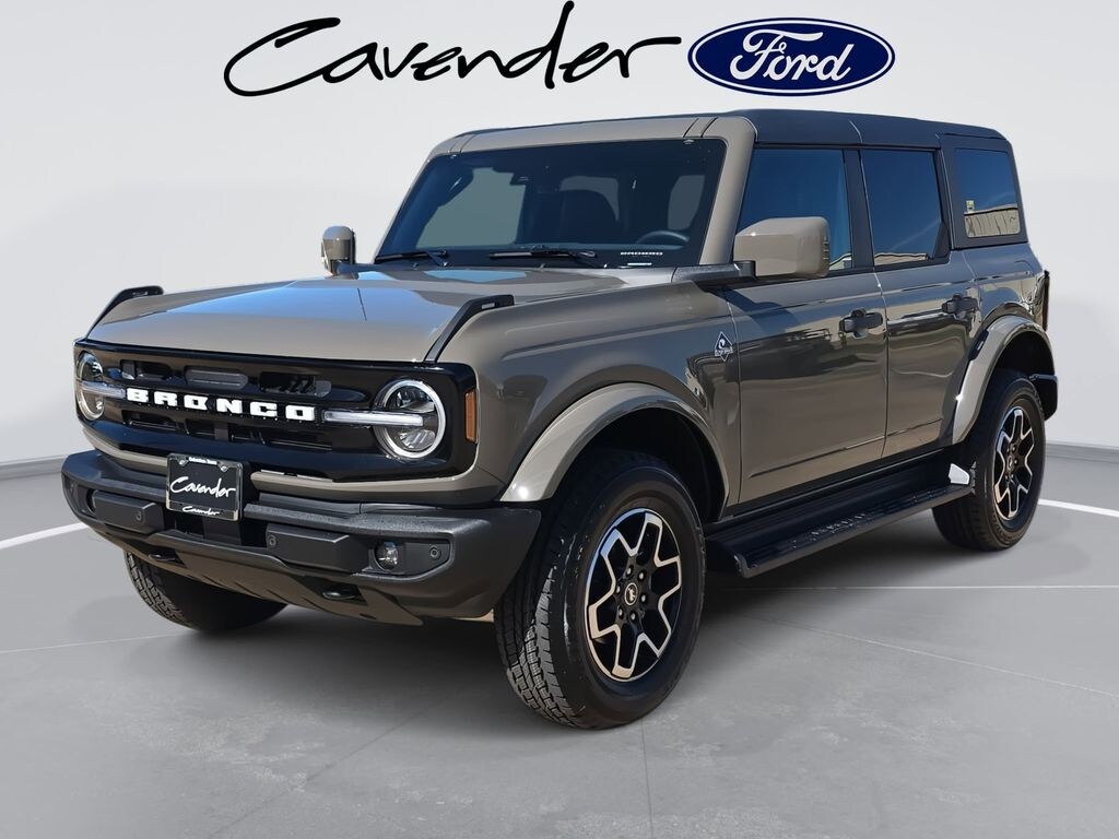 New 2026 Ford Bronco Outer Banks SUV