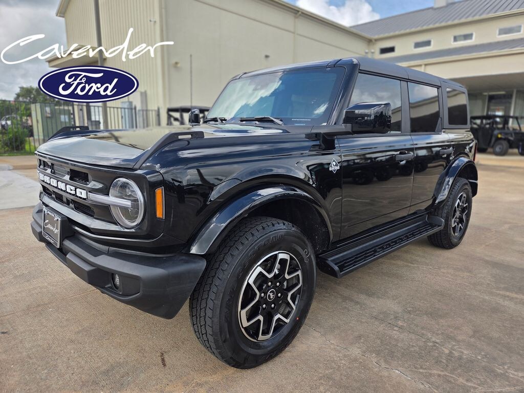 New 2026 Ford Bronco Outer Banks SUV