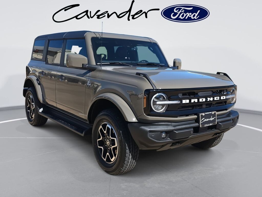 New 2026 Ford Bronco Outer Banks SUV