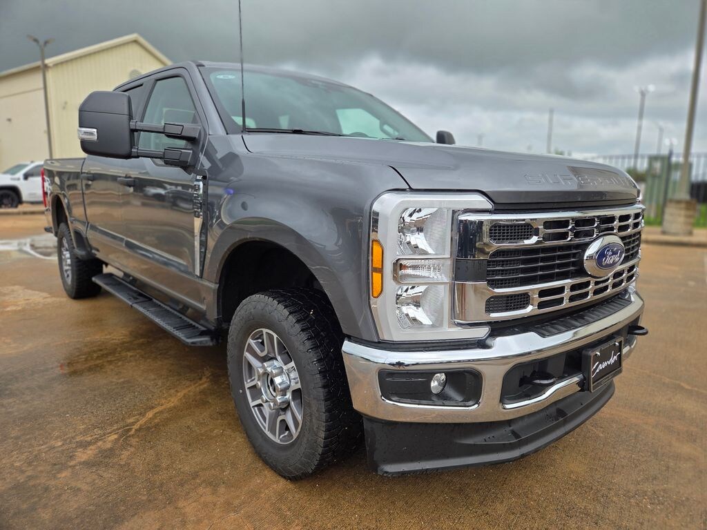Certified 2025 Ford F-250 XLT Truck Crew Cab