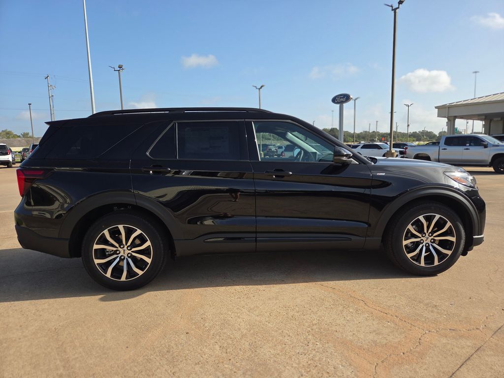 New 2027 Ford Explorer ST-Line SUV