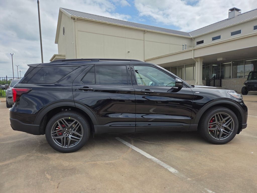 New 2026 Ford Explorer ST-Line SUV