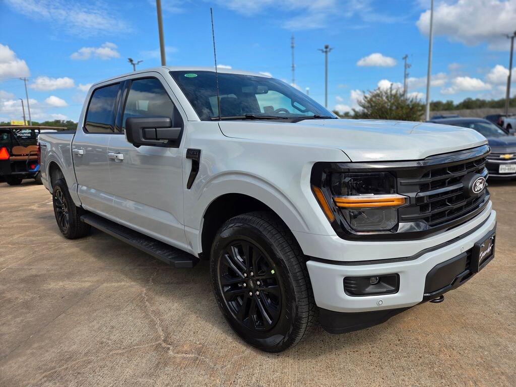 New 2026 Ford F-150 XLT Truck SuperCrew Cab