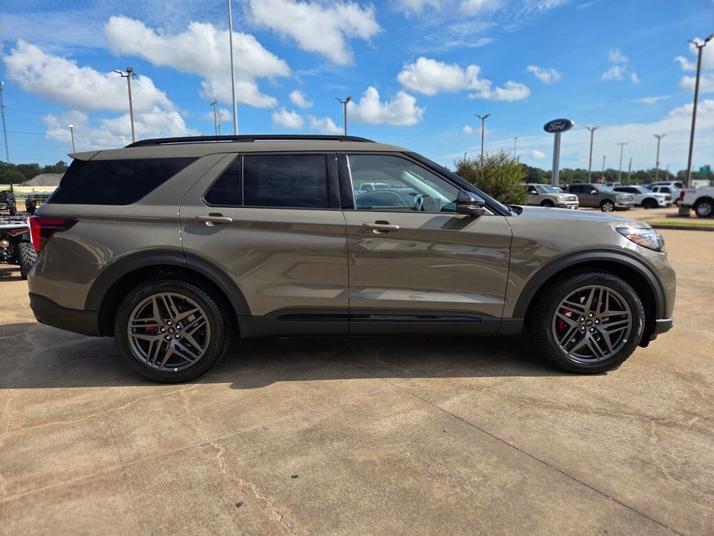 New 2026 Ford Explorer ST SUV