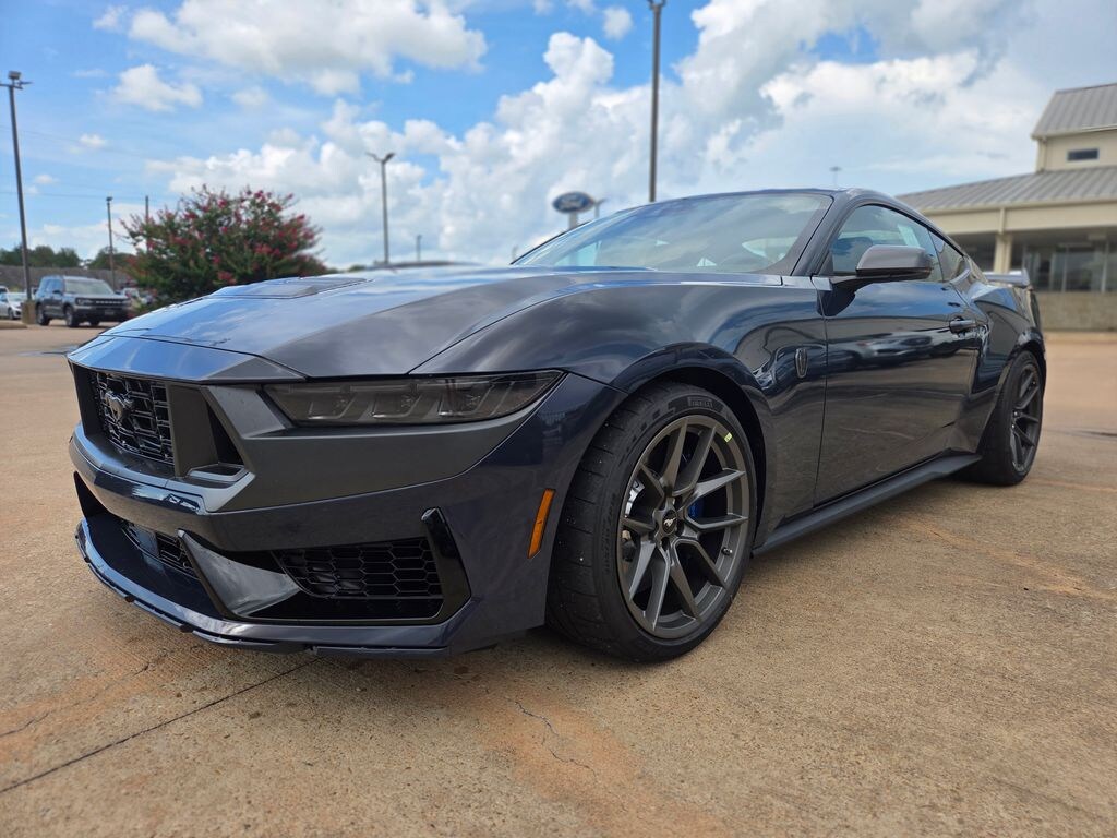 New 2026 Ford Mustang Dark Horse Coupe