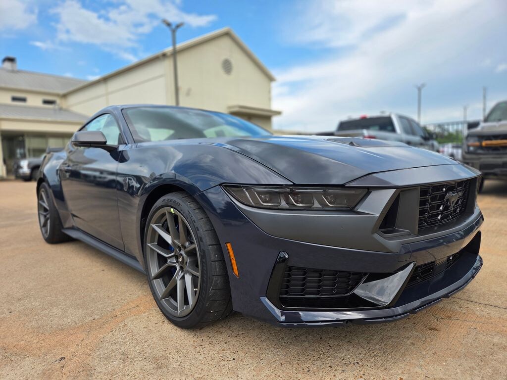 New 2026 Ford Mustang Dark Horse Coupe