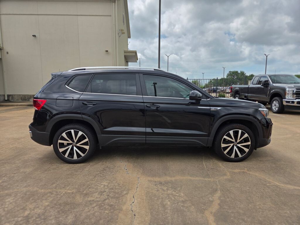 Used 2022 Volkswagen Taos 1.5T SE SUV