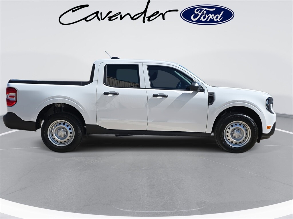 2025 Ford Maverick XL photo 3