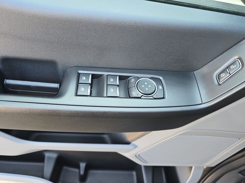 2026 Ford F-350 Super Duty XL - Photo 25