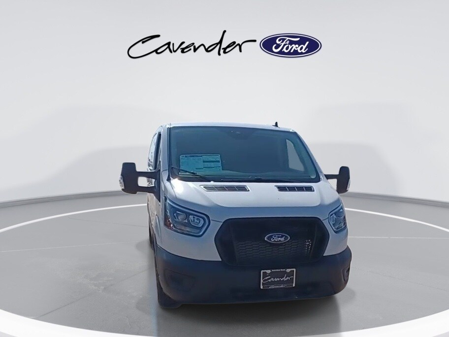 2025 Ford Transit photo 3