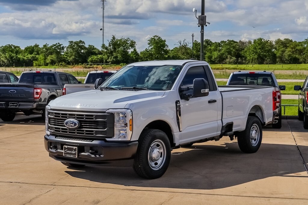 2024 Ford F-350 XL photo 4