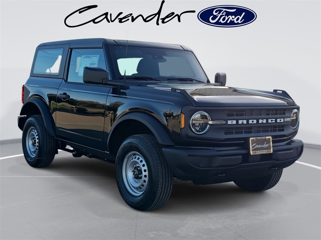 New 2025 Ford Bronco Base SUV
