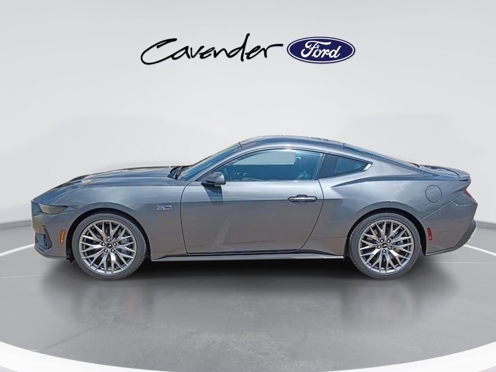 2025 Ford Mustang GT Premium photo 4