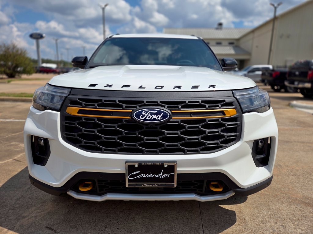 New 2027 Ford Explorer Tremor Sun and Sound SUV