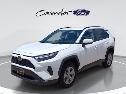 2025 Toyota RAV4 XLE SUV