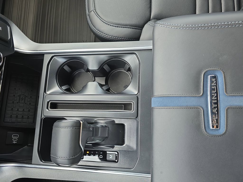 2025 Ford F-150 Platinum - Photo 24
