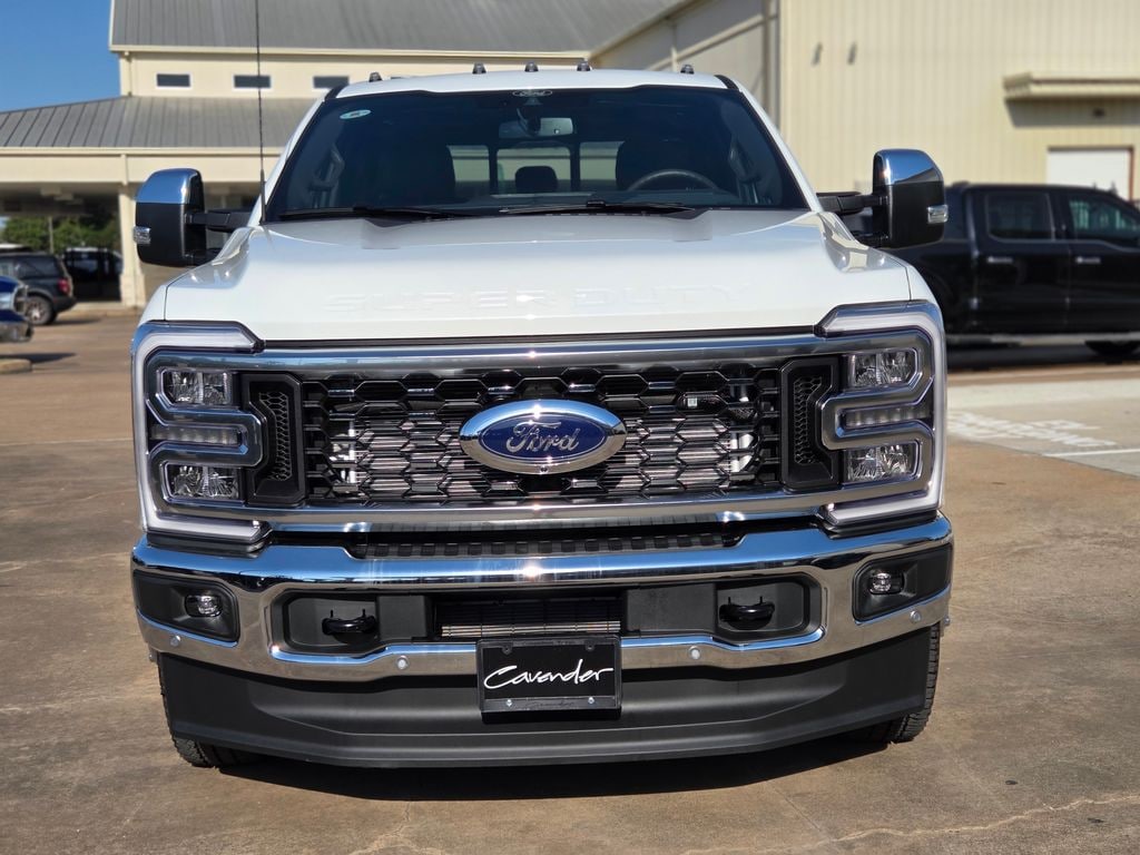New 2026 Ford Super Duty F-350 King Ranch FX4 Off Road Truck