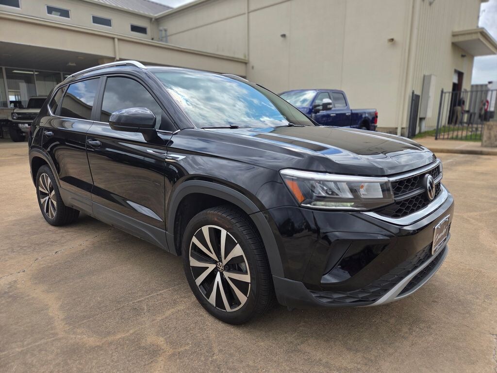 Used 2022 Volkswagen Taos 1.5T SE SUV