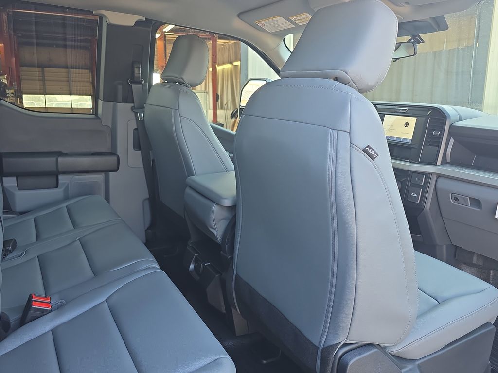2026 Ford F-350 Super Duty XL - Photo 11