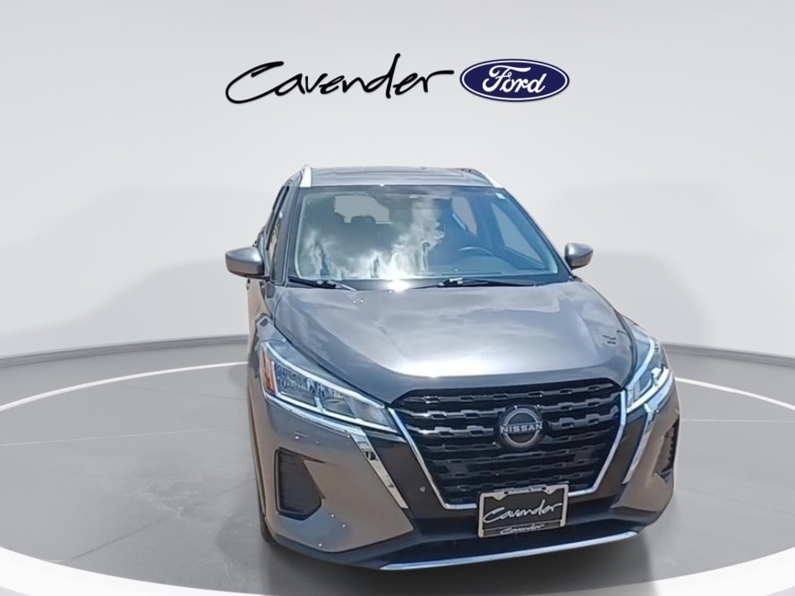 Used 2024 Nissan Kicks SV with VIN 3N1CP5CV2RL565544 for sale in Columbus, TX