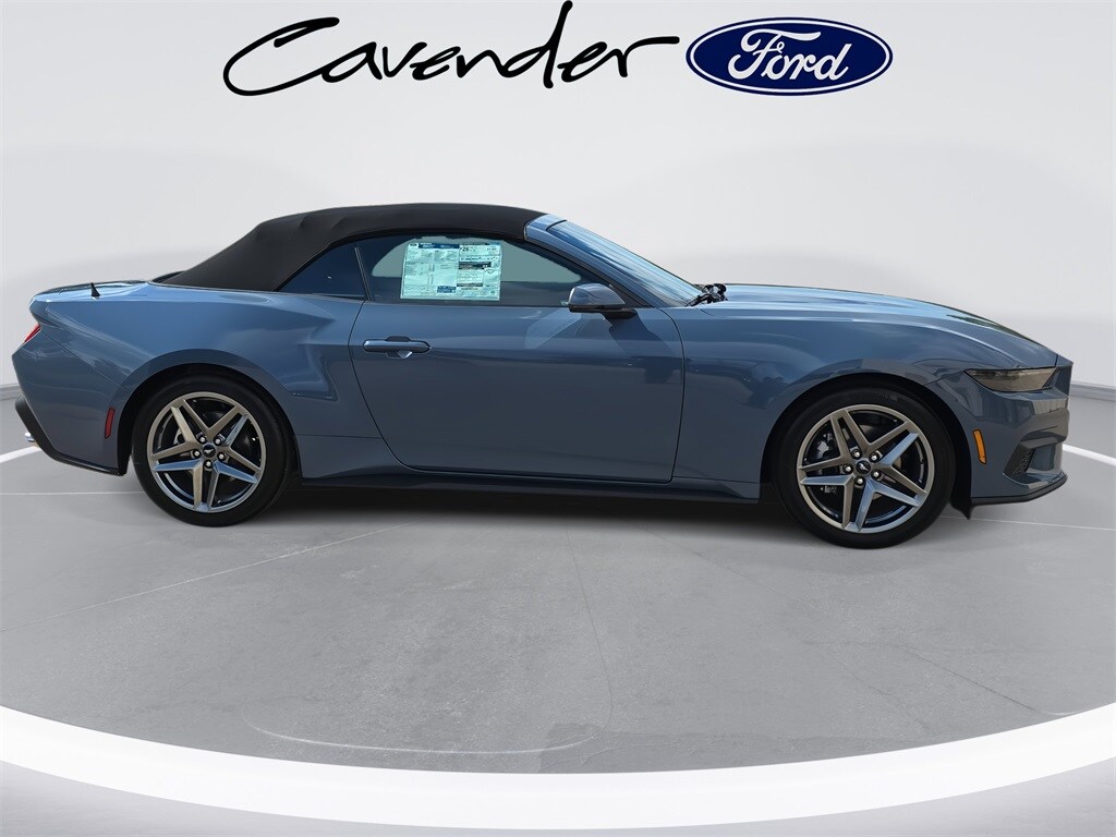 2026 Ford Mustang EcoBoost Convertible photo 4