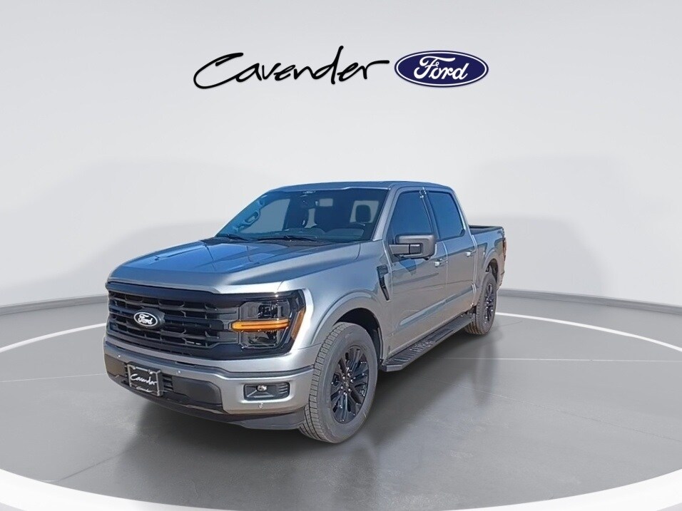 2025 Ford F-150 XLT photo 3