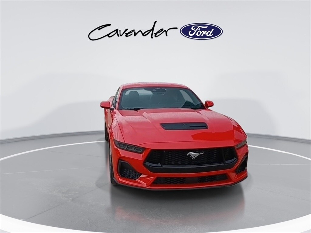 2025 Ford Mustang GT Premium photo 2