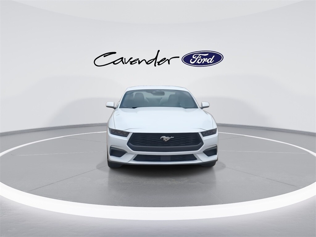 2025 Ford Mustang EcoBoost Premium photo 3