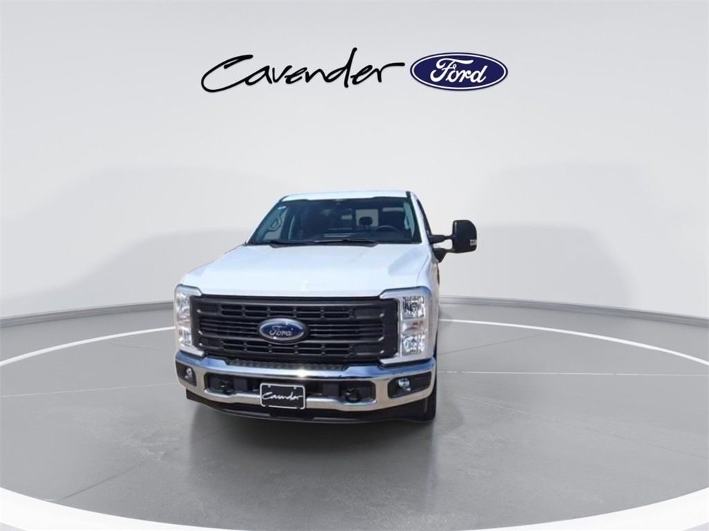 New 2025 Ford Super Duty F-350 XL Truck