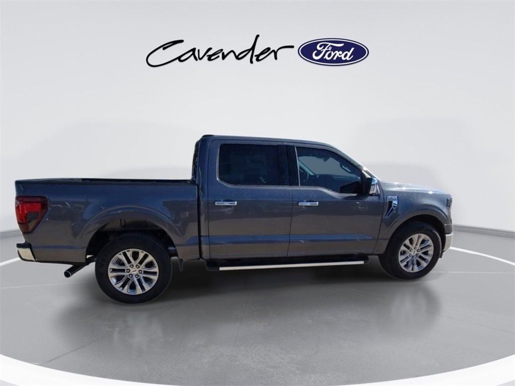 2025 Ford F-150 XLT - Photo 8