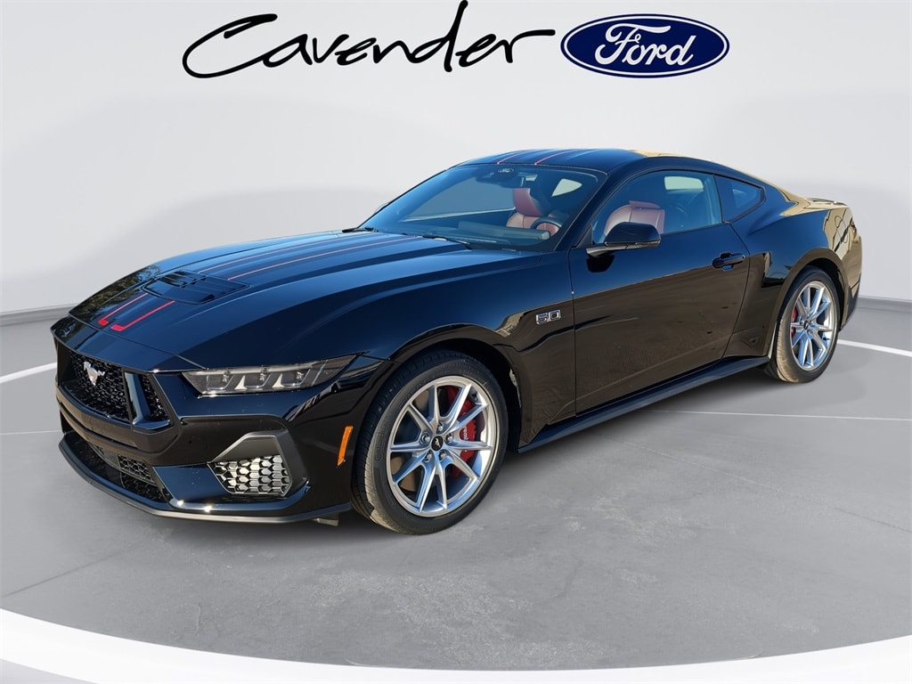 2025 Ford Mustang GT Premium's photo