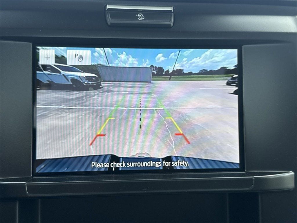2025 Ford F-350 Super Duty XLT - Photo 14