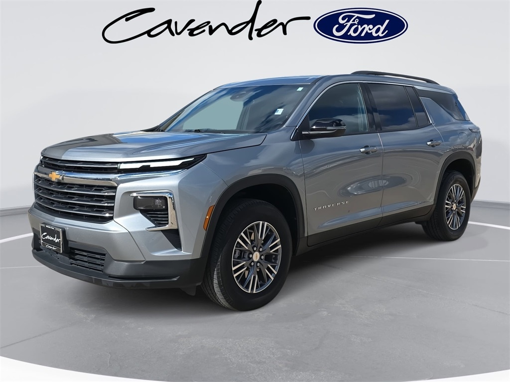 2025 Chevrolet Traverse LT's photo