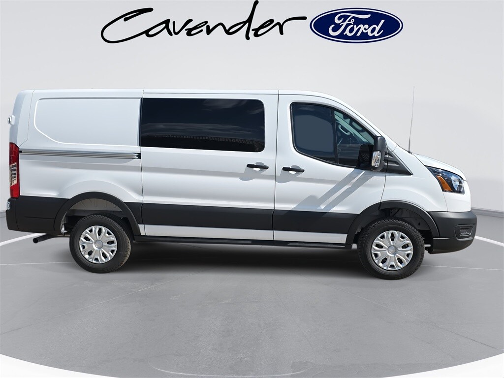 2025 Ford Transit photo 4
