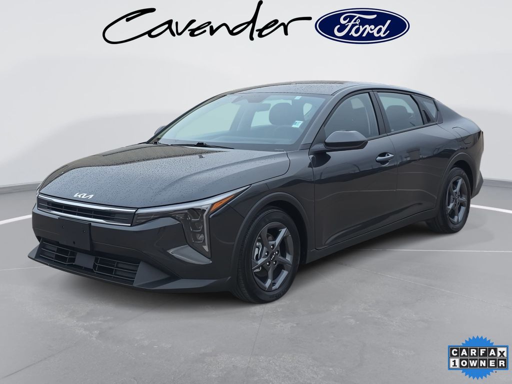 2025 Kia K4 LXS FWD
