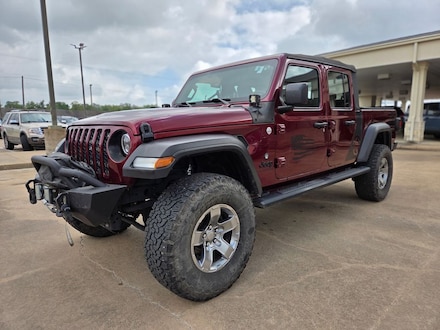2021 Jeep Gladiator Sport Truck