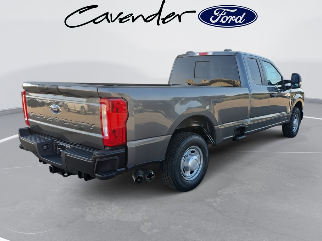 2026 Ford F-350 Super Duty XL - Photo 6