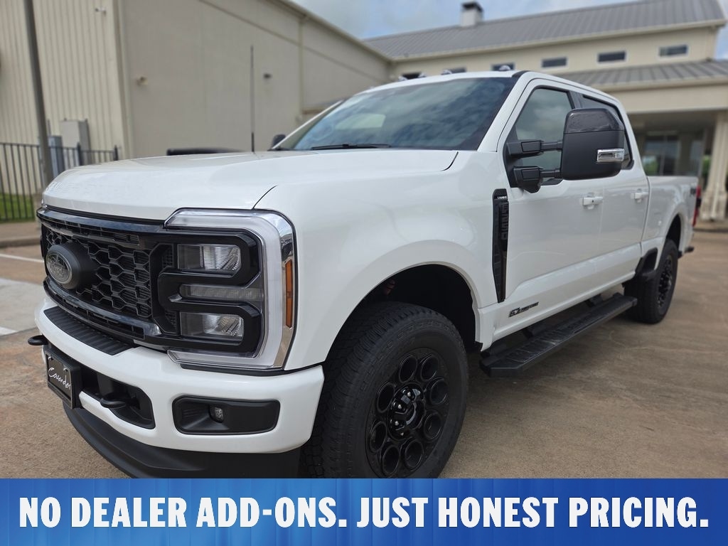 New 2026 Ford Super Duty F-250 Lariat Black Appearance FX4 Off Road
