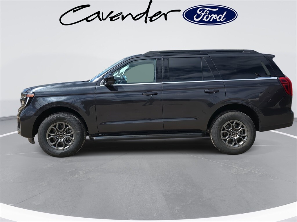 2025 Ford Expedition photo 4