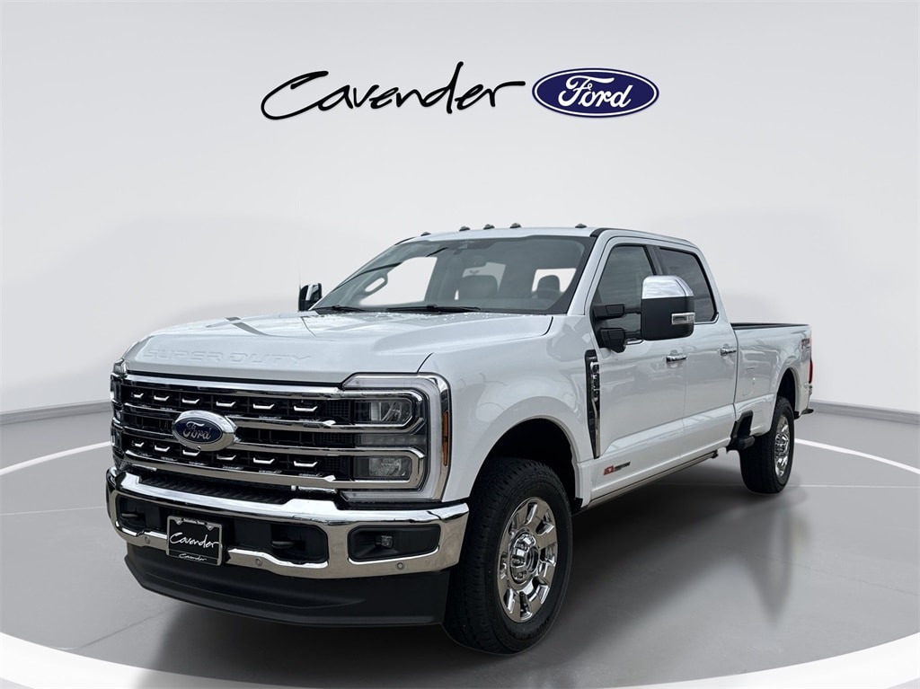 2025 Ford F-350 Super Duty Lariat's photo