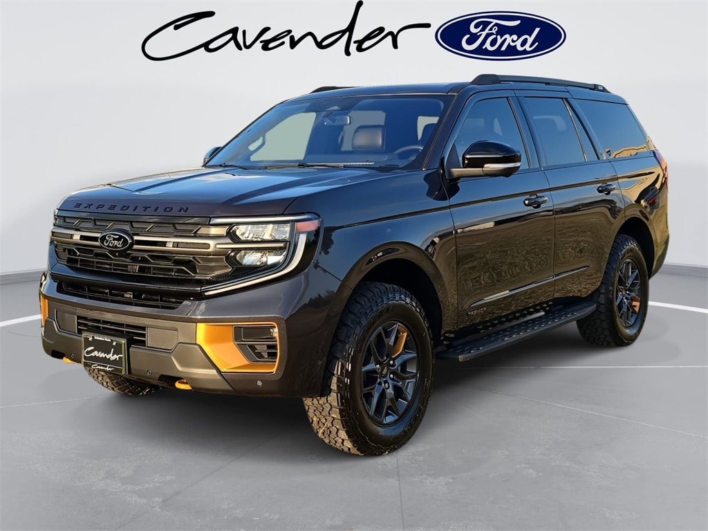 2025 Ford Expedition Tremor's photo