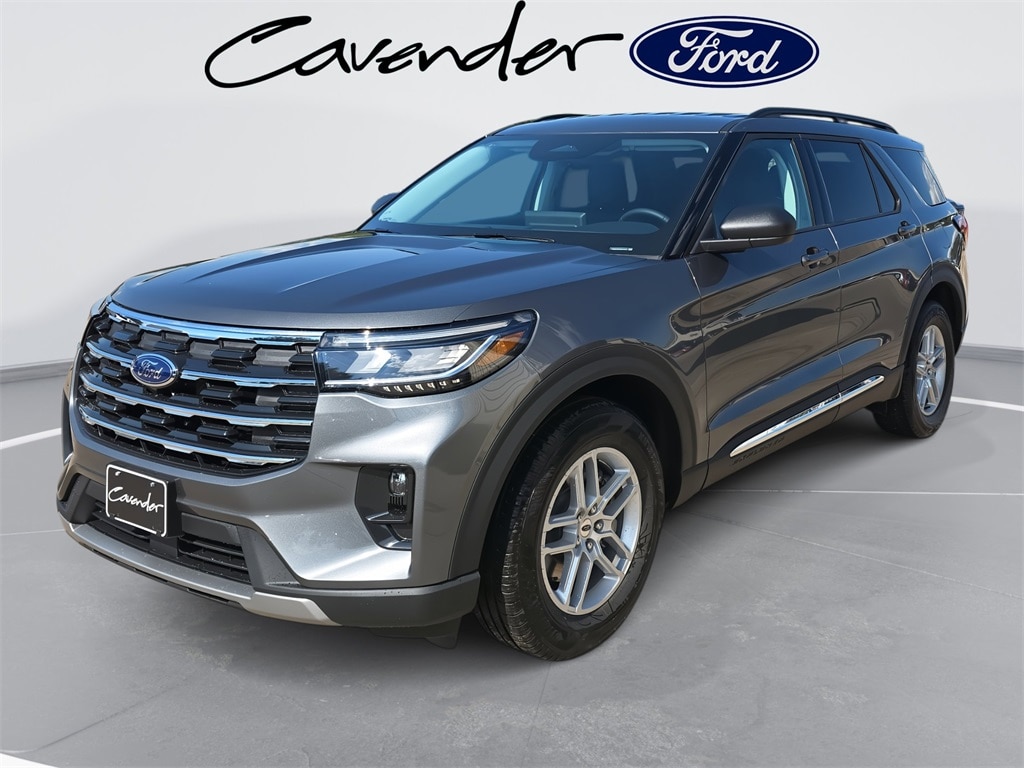 2025 Ford Explorer Active's photo