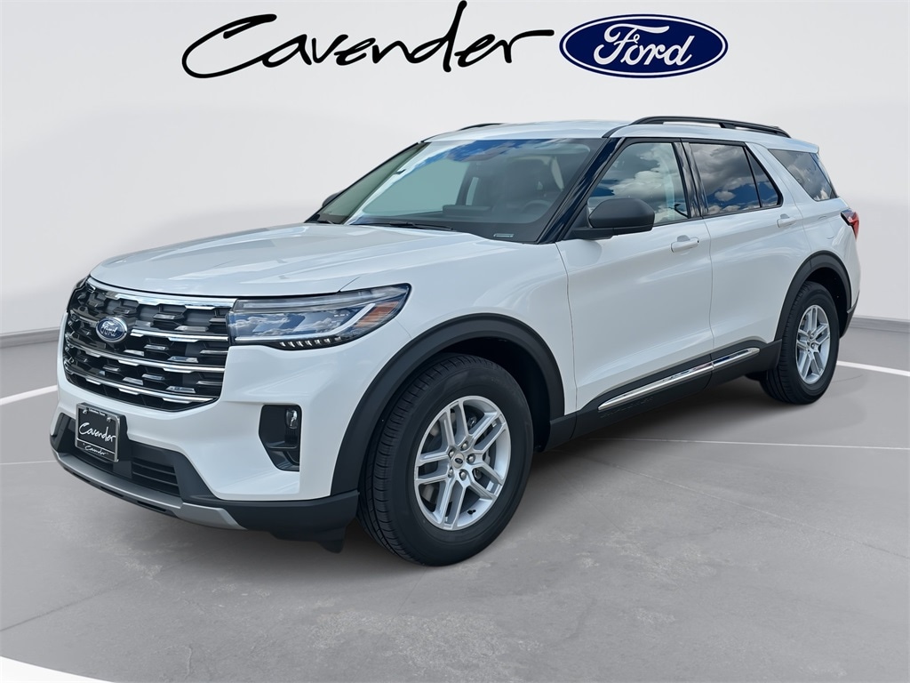 2025 Ford Explorer Active's photo