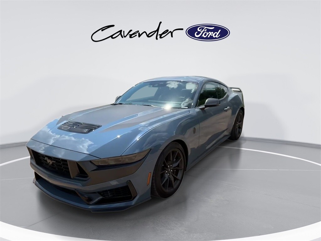 2024 Ford Mustang Dark Horse photo 4