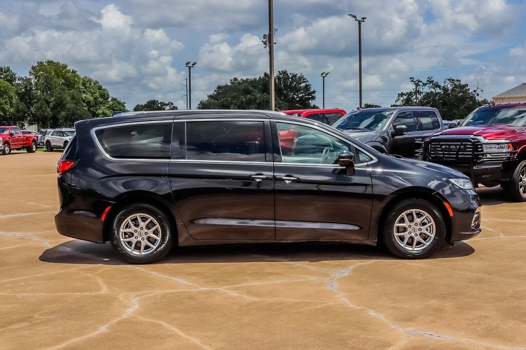 Used 2021 Chrysler Pacifica Touring L with VIN 2C4RC1BG0MR574351 for sale in Columbus, TX