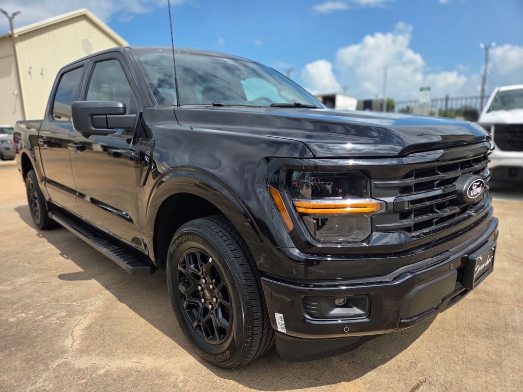 New 2026 Ford F-150 XLT Black Appearance Truck