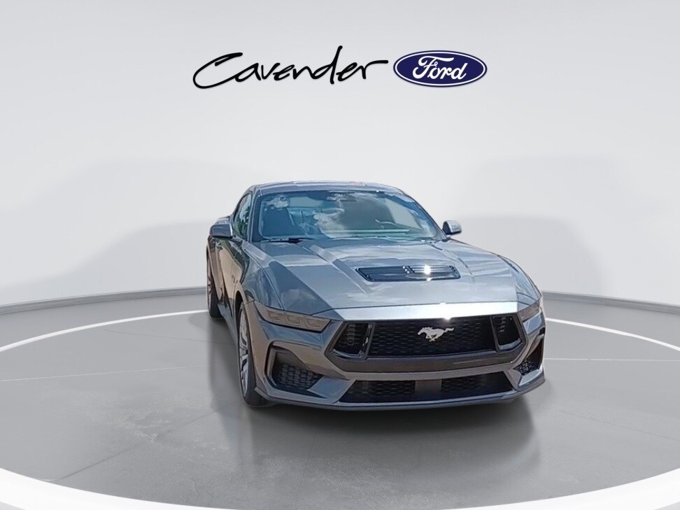 2025 Ford Mustang GT Premium photo 2