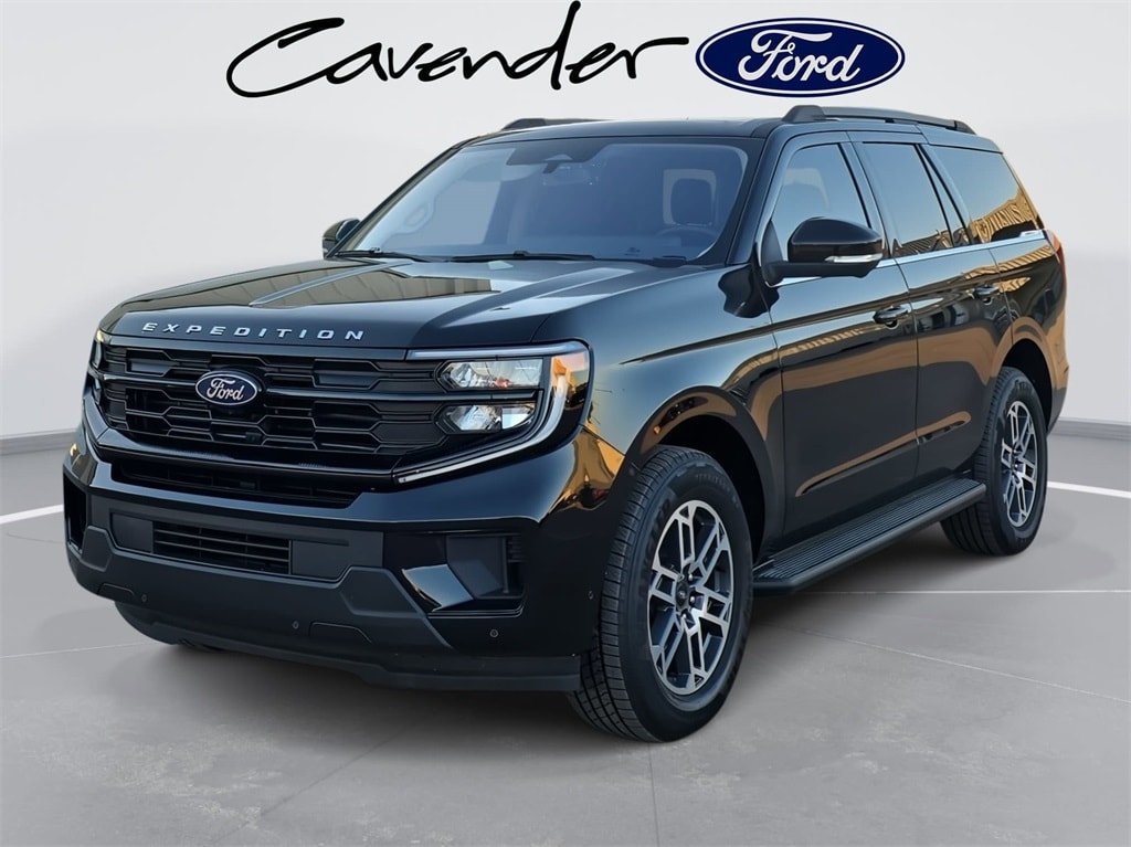 2025 Ford Expedition Active's photo