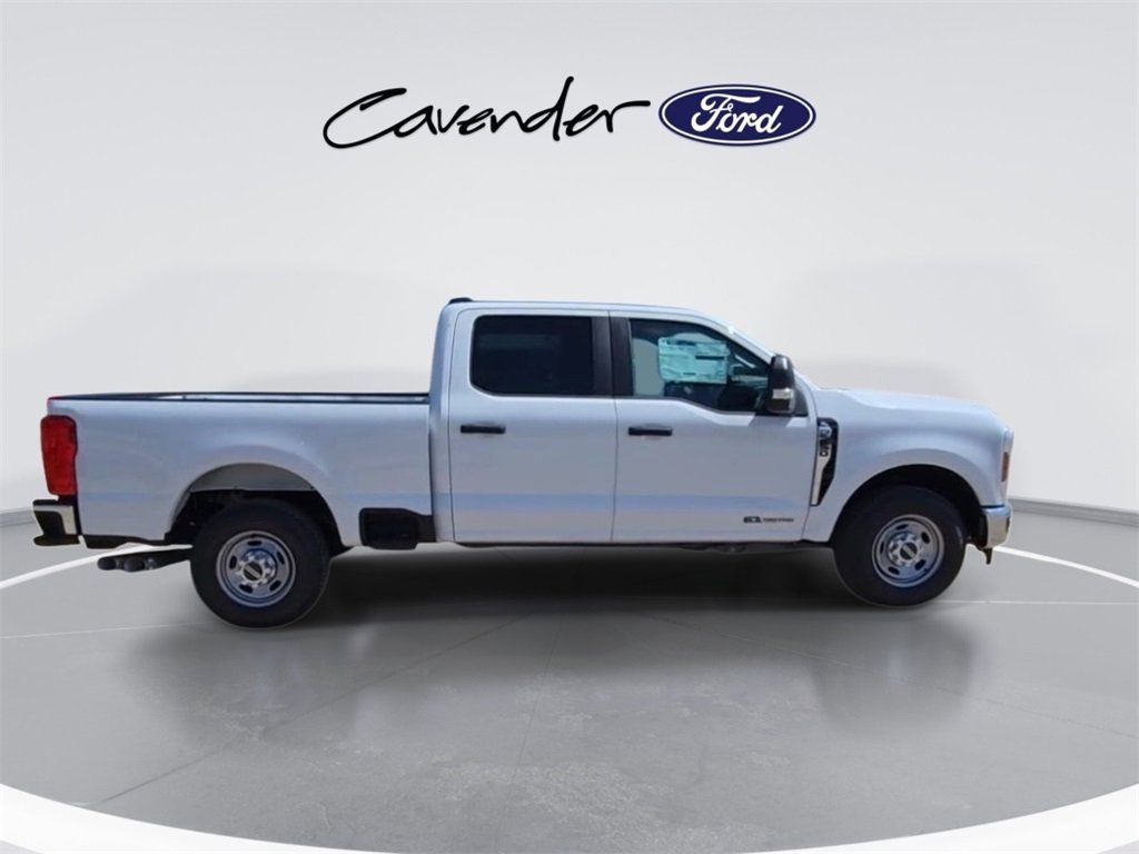 2025 Ford F-250 Super Duty XL - Photo 9